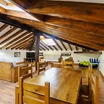 La Casa De Pedros Villar (Hermandad de Campoo de Suso)