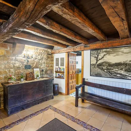 La Casa De Pedros