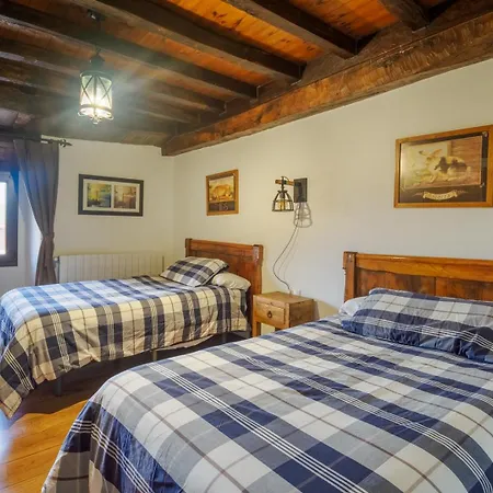La Casa De Pedros Villar (Hermandad de Campoo de Suso)