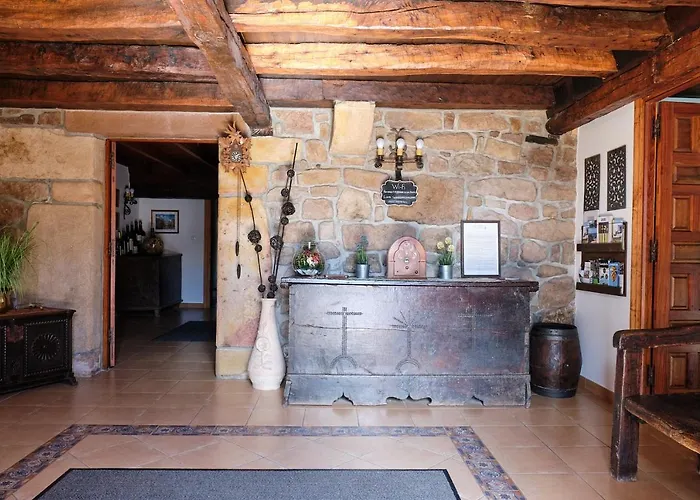 La Casa De Pedros Villar (Hermandad de Campoo de Suso)