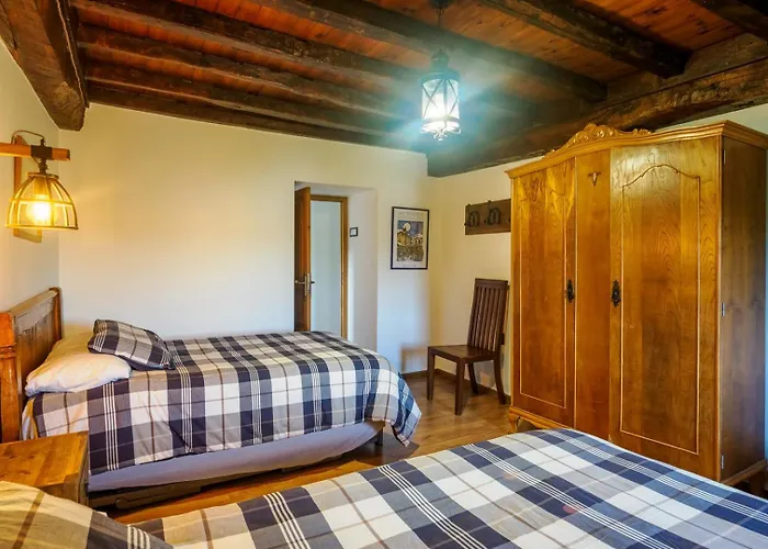 La Casa De Pedros * Villar (Hermandad de Campoo de Suso)