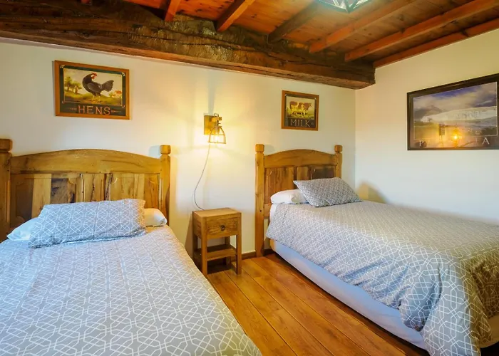 La Casa De Pedros Villar (Hermandad de Campoo de Suso)